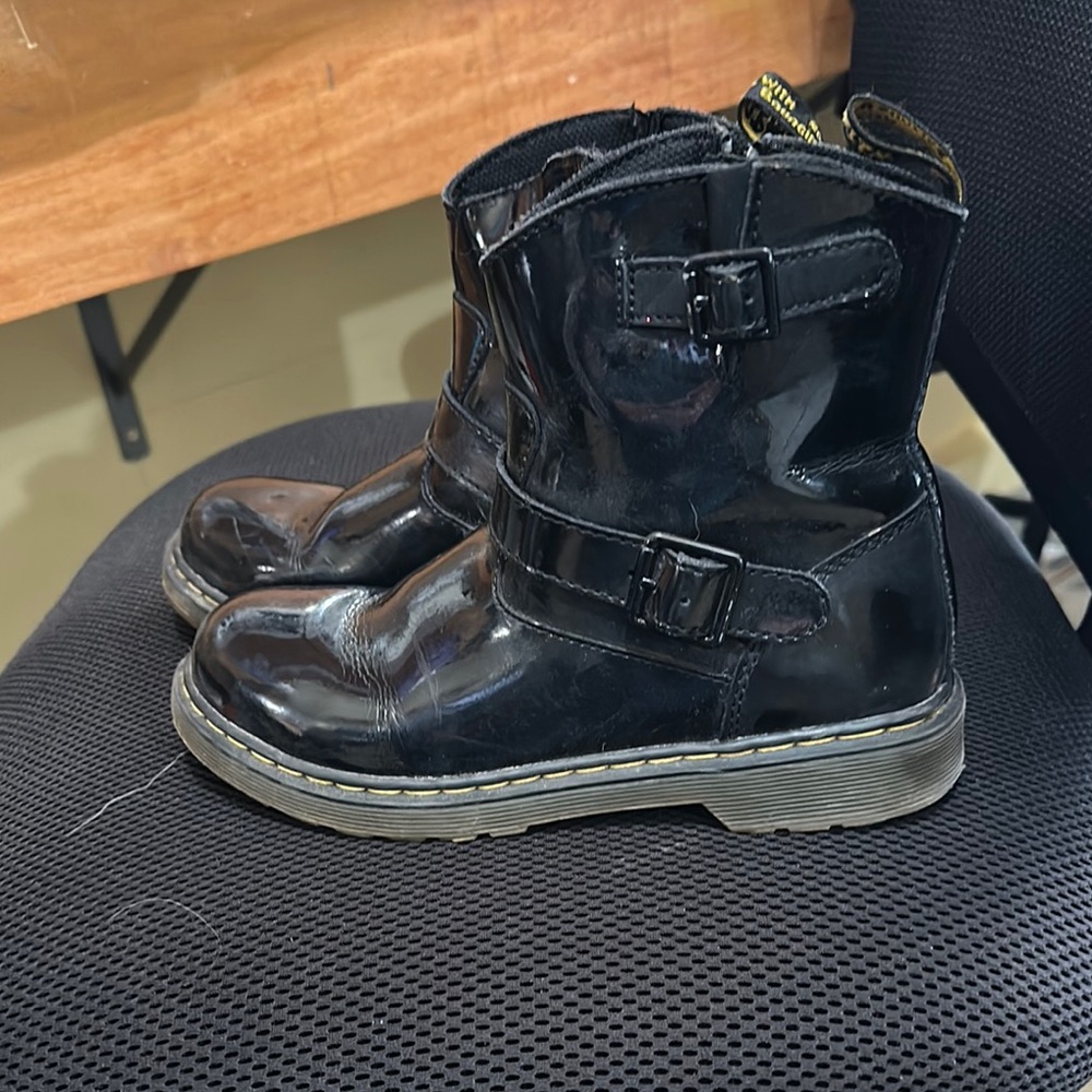 Black Kids Boots Dr. Martens size 4